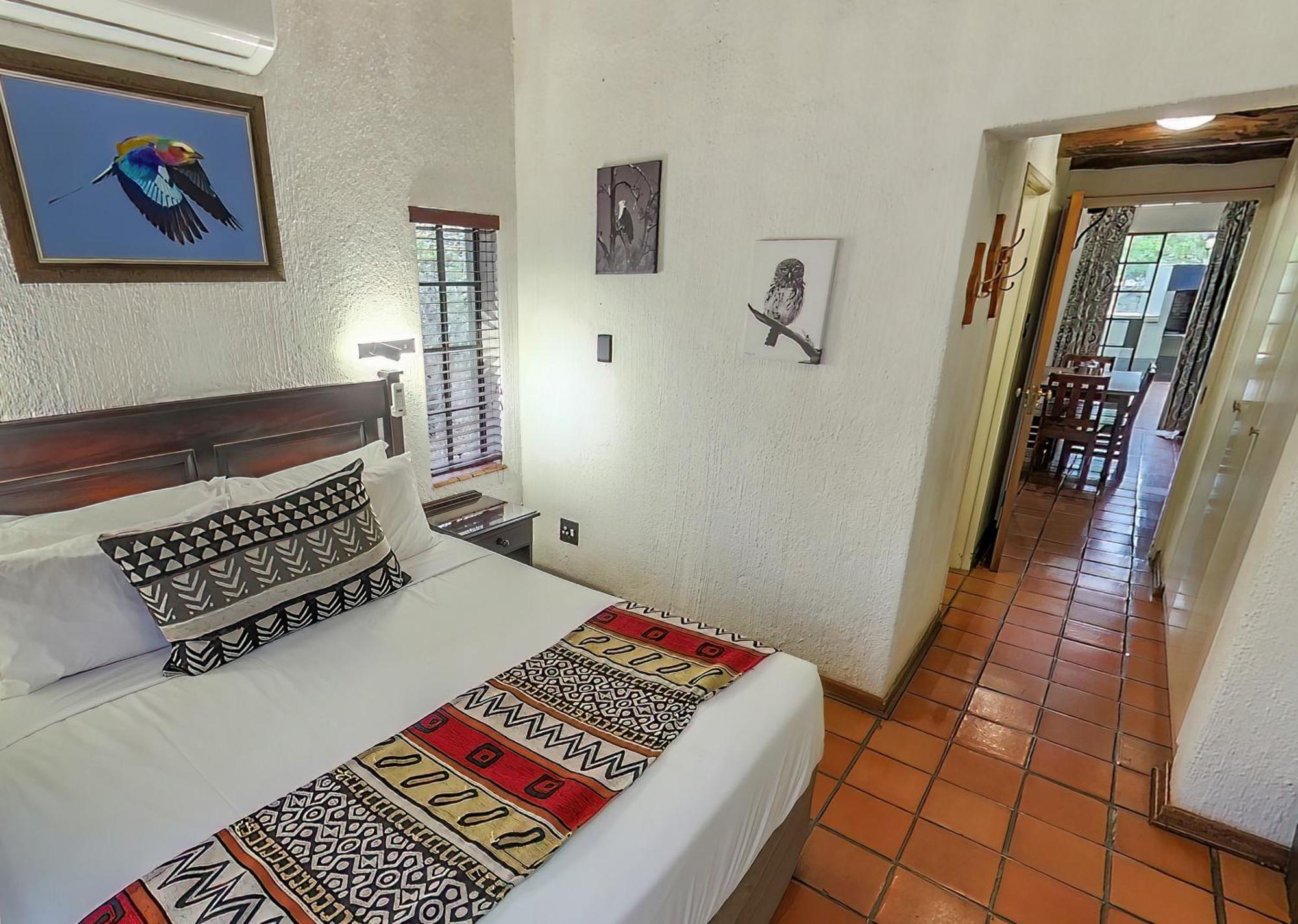 Burchell's Bush Chalet